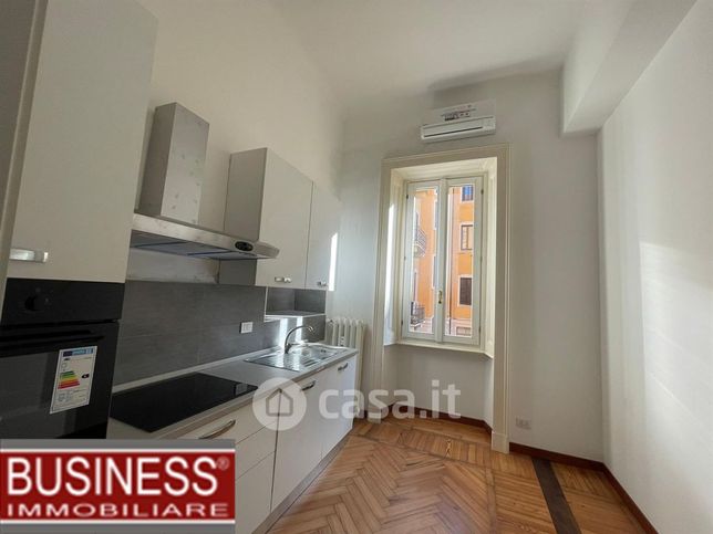 Appartamento in residenziale in Via Spartaco 10