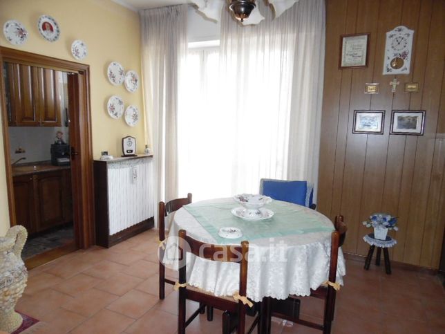 Appartamento in residenziale in Via Ada Negri 4