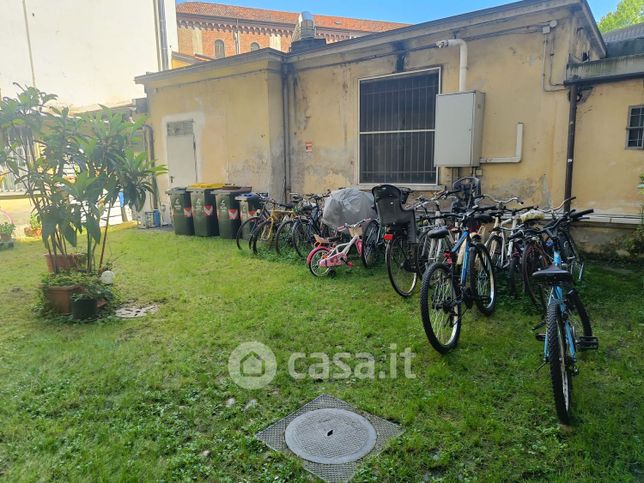 Appartamento in residenziale in Via Antonio Fontanesi 33