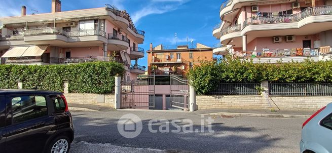 Garage/posto auto in residenziale in Via Francesco di Benedetto 204