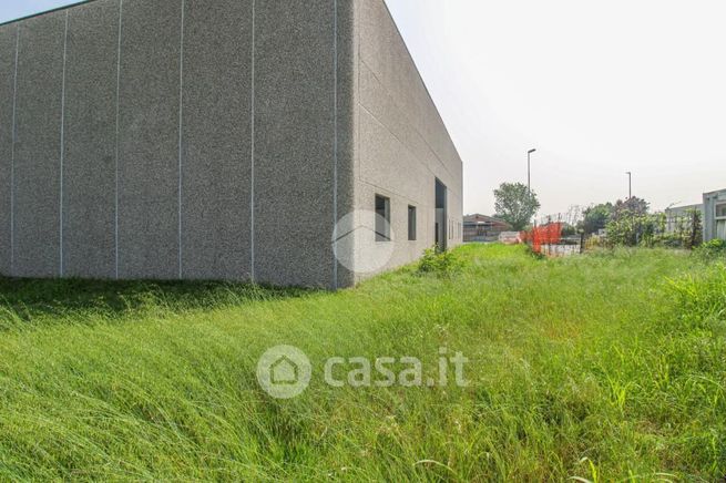 Capannone in commerciale in Strada Provinciale 181