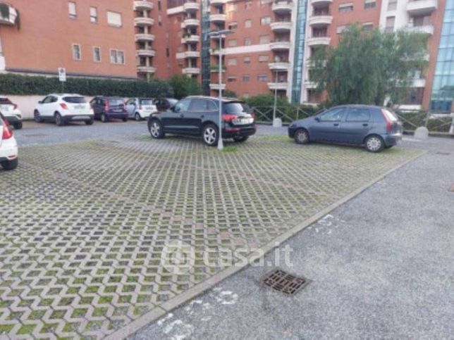 Garage/posto auto in residenziale in Via Francesco Menzio 30