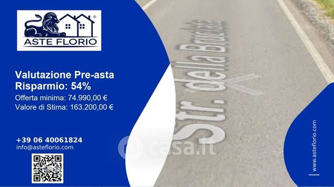 Ufficio in commerciale in Strada della Bruciata