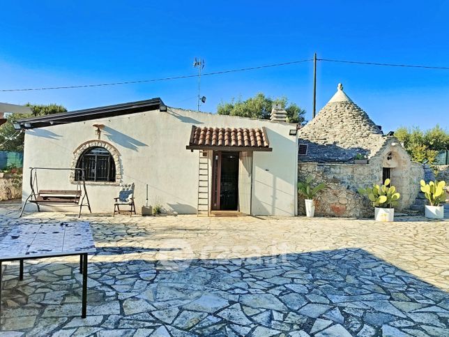 Baita/bungalow/chalet/trullo in residenziale in Strada Comunale Genna