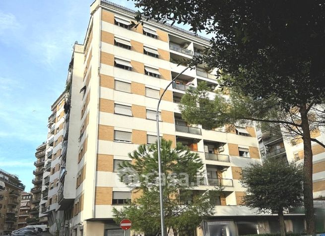 Appartamento in residenziale in Via di Donna Olimpia