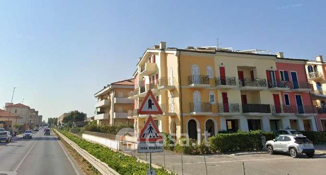 Garage/posto auto in residenziale in 