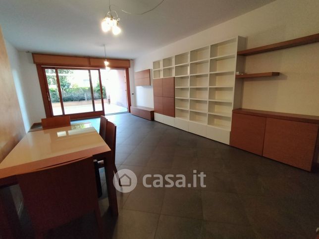 Appartamento in residenziale in Via Don Virginio Monolo