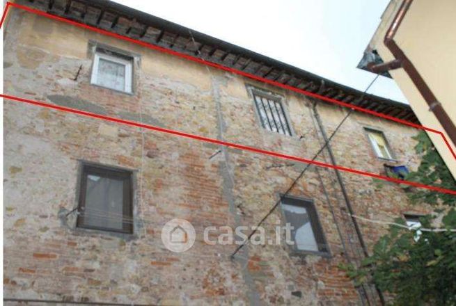 Appartamento in residenziale in Via Santa Maria 7