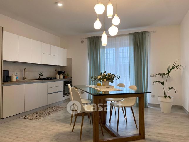 Appartamento in residenziale in Via Palombarese 213