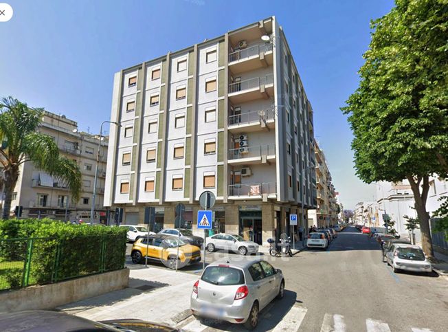 Ufficio in commerciale in Via Ghibellina 238