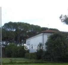 Villa in residenziale in 