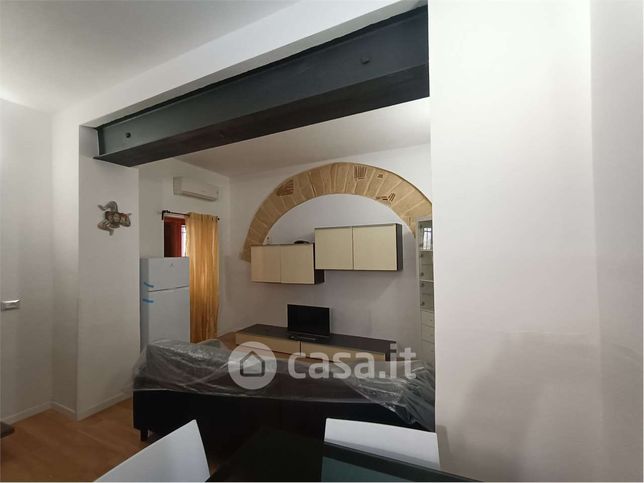 Casa indipendente in residenziale in Via Frisella