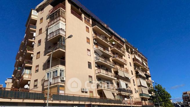 Appartamento in residenziale in Via Carmelo Lazzaro 17