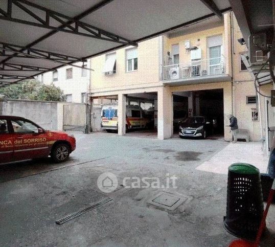 Capannone in commerciale in Strada Statale 1