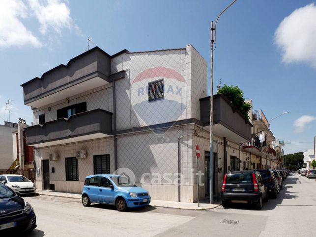 Casa indipendente in residenziale in Via Papa Pio XII 34