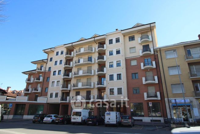Ufficio in commerciale in Strada Carignano 23