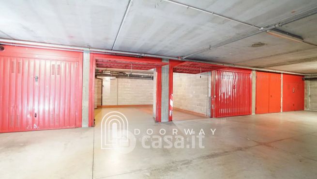 Box/posto auto in residenziale in 