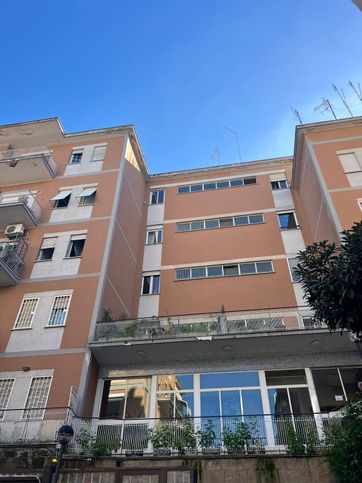 Appartamento in residenziale in Via Portuense 660