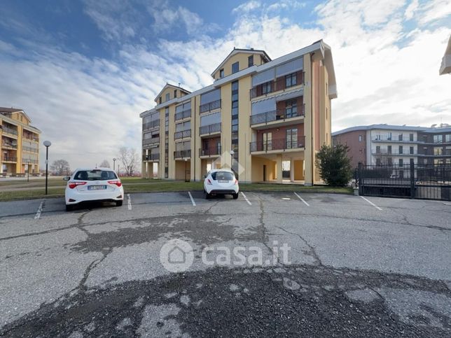 Appartamento in residenziale in Via Borello