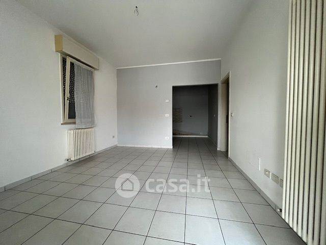 Appartamento in residenziale in Viale San Martino 24