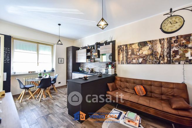Appartamento in residenziale in Via Alessandria 19