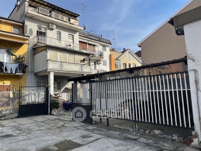 Box/posto auto in residenziale in Via San Marco 34