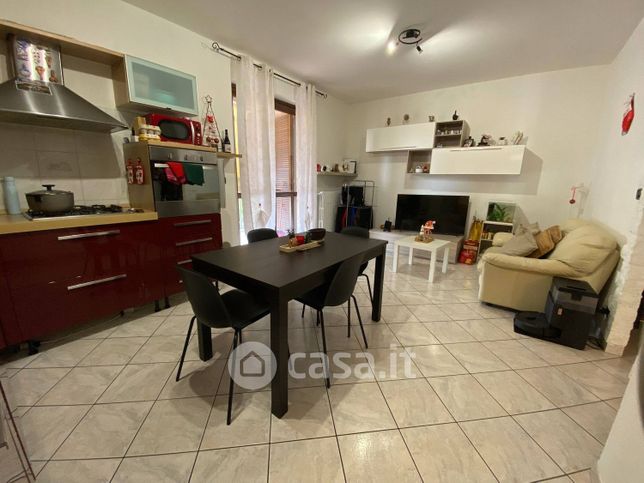 Appartamento in residenziale in Via Don Michelangelo Pizzio