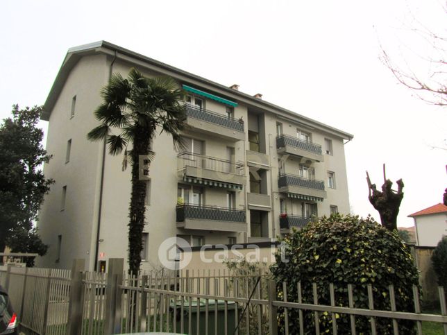 Appartamento in residenziale in Via Giovanni Pascoli 16