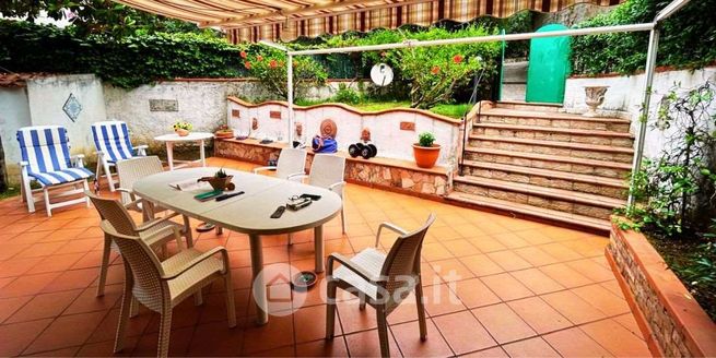 Appartamento in residenziale in Via Raffaele Sanseverino