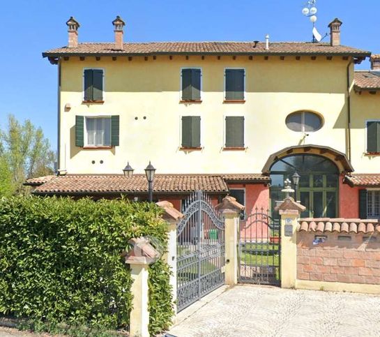 Villa in residenziale in Via Franchini 12