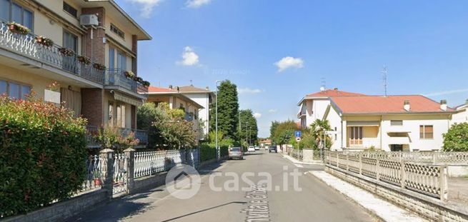Appartamento in residenziale in Via Sanvitale Gilberto
