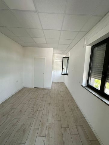 Ufficio in commerciale in Circumvallazione Esterna