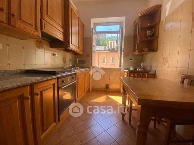 Appartamento in residenziale in Via Pescetto