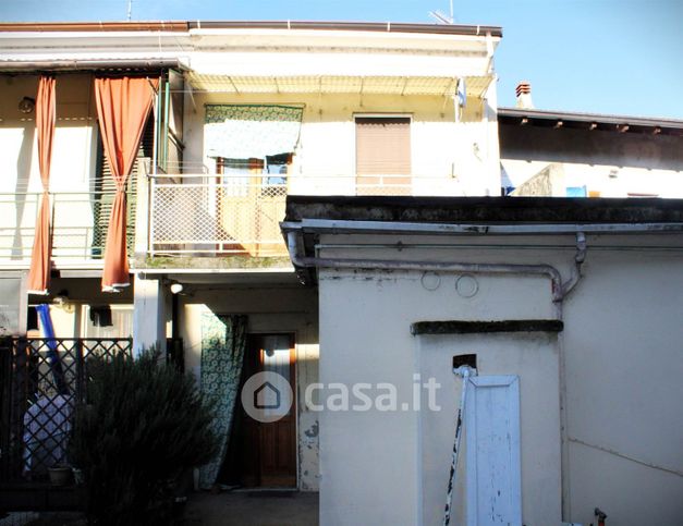 Casa bi/trifamiliare in residenziale in Via Trieste 23