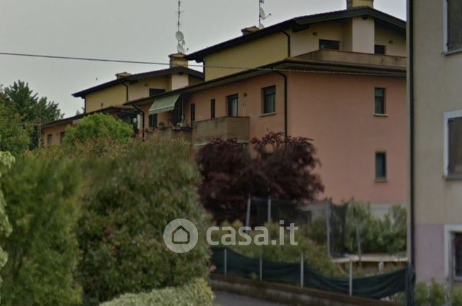 Appartamento in residenziale in Via del Bosco 8