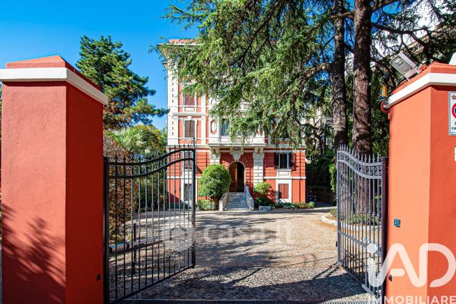 Appartamento in residenziale in Via Pisa 42