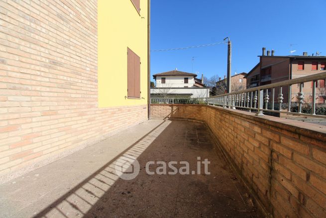 Villa in residenziale in Strada Forghieri