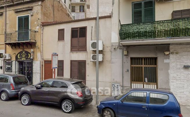 Ufficio in commerciale in Via Noce