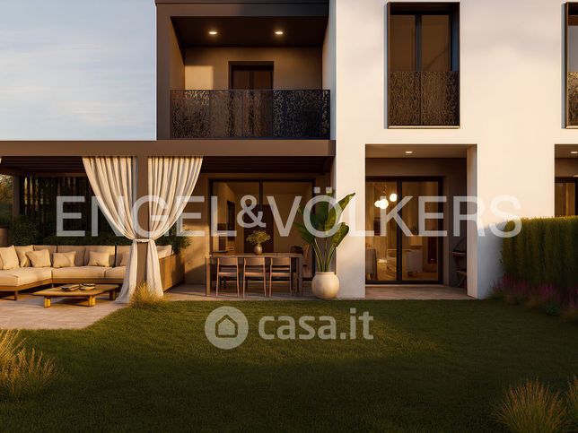 Casa bi/trifamiliare in residenziale in Via Carlo Goldoni