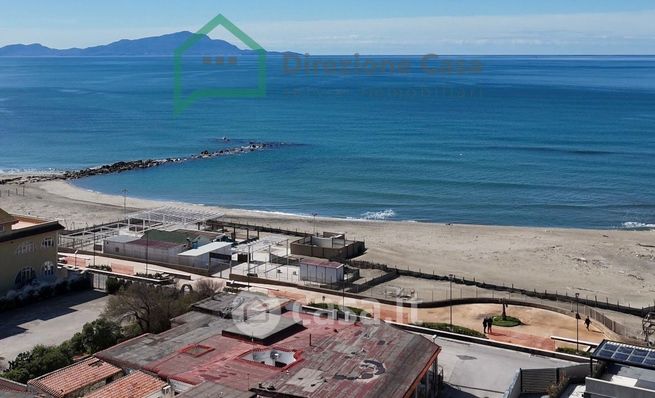 Appartamento in residenziale in Viale delle Camelie