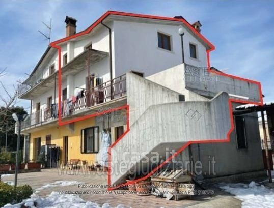 Appartamento in residenziale in Contrada Macchie 82 a