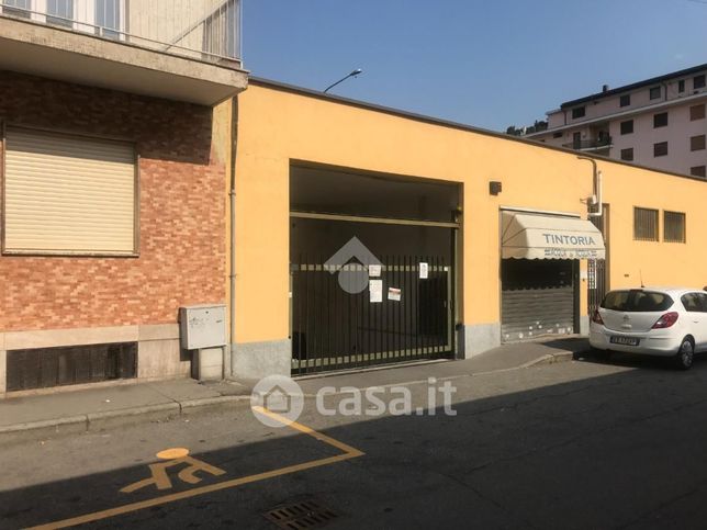 Garage/posto auto in residenziale in Via Innocenzo Platis 2