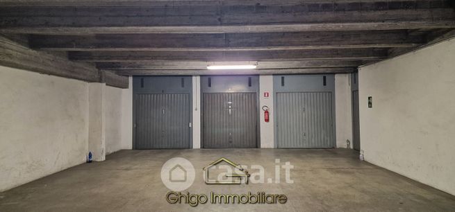 Box/posto auto in residenziale in Via Mincio 4/B