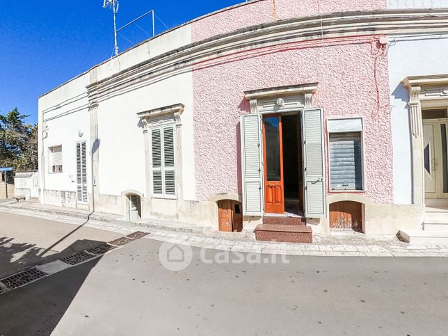 Casa indipendente in residenziale in Via Giuseppe Garibaldi 100