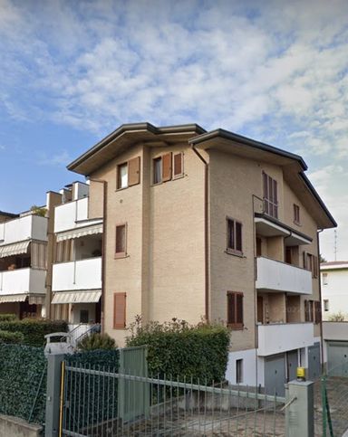 Appartamento in residenziale in Via M. Grappa
