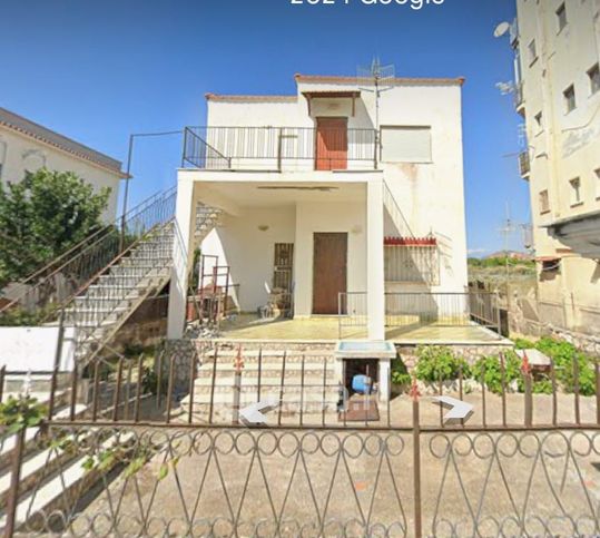 Casa bi/trifamiliare in residenziale in Via Collodi 32