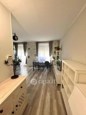 Appartamento in residenziale in Via Angelo Moro 32