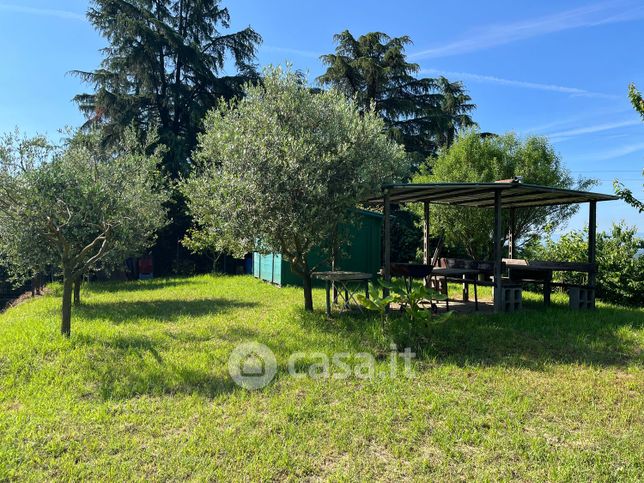 Terreno agricolo in commerciale in Via Serafina