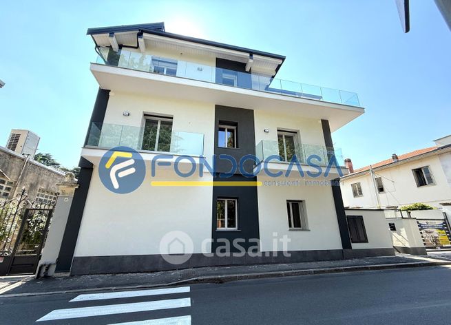 Appartamento in residenziale in Via Bernocchi 12