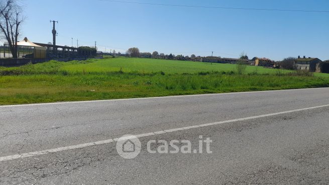Terreno agricolo in commerciale in Strada statale